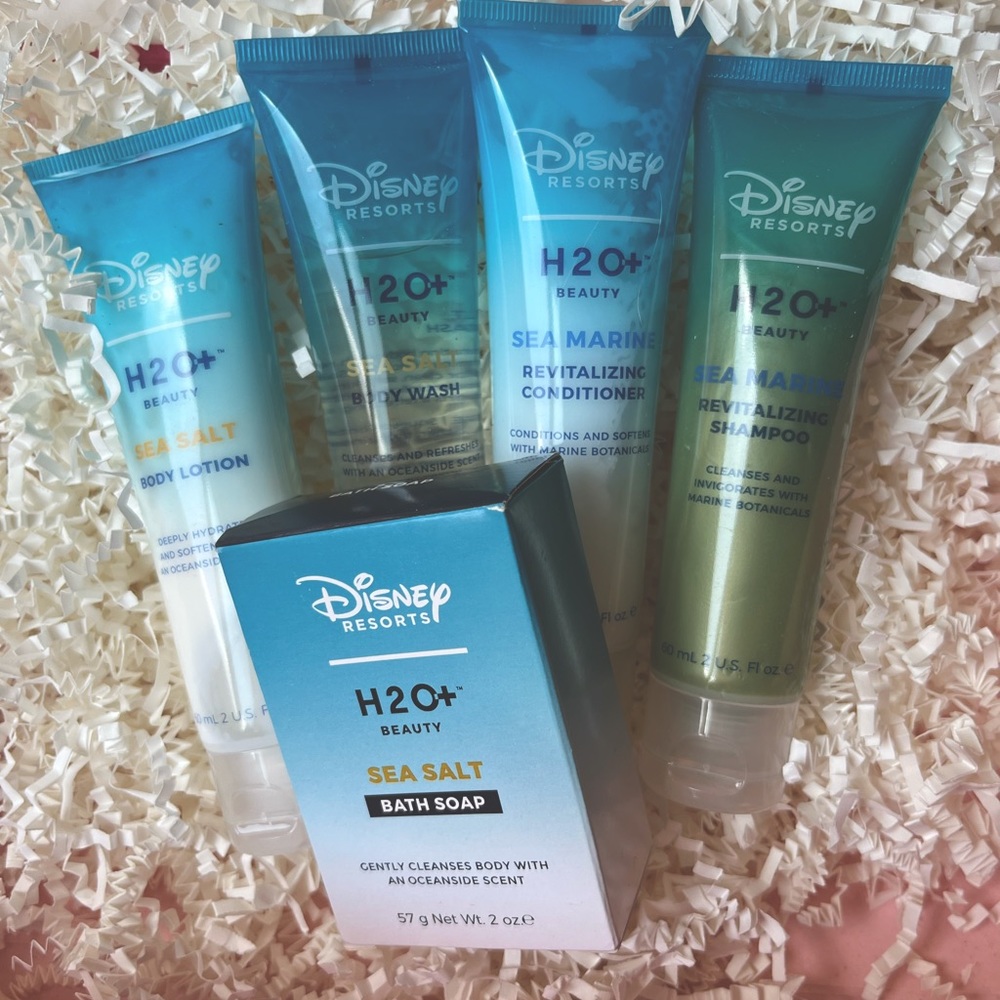 Disney Resorts H2O+ 5 Piece Travel Size Amenity Kit (NIB)